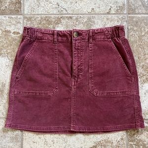 American Eagle High-Waisted Corduroy Super Stretch Mini Skirt Berry, Women Sz 6